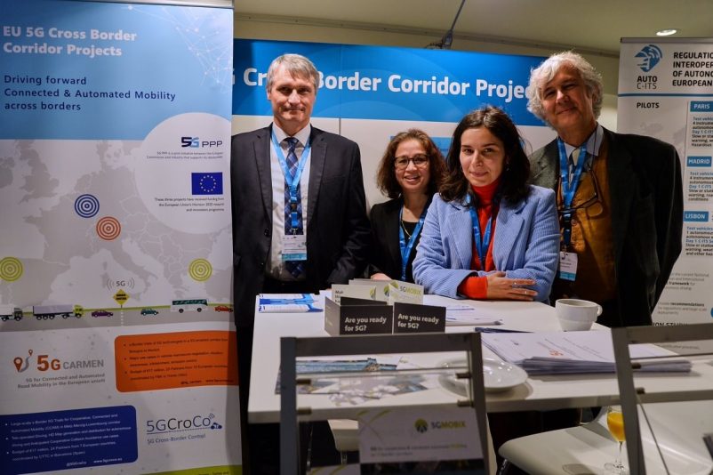 5G-MOBIX and 5GCARMEN representatives at the 5G Cross border corridors stand at EUCAD